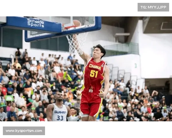 杨瀚森对决库里展现沉稳与潜能获美媒盛赞展现中国新星成熟风采